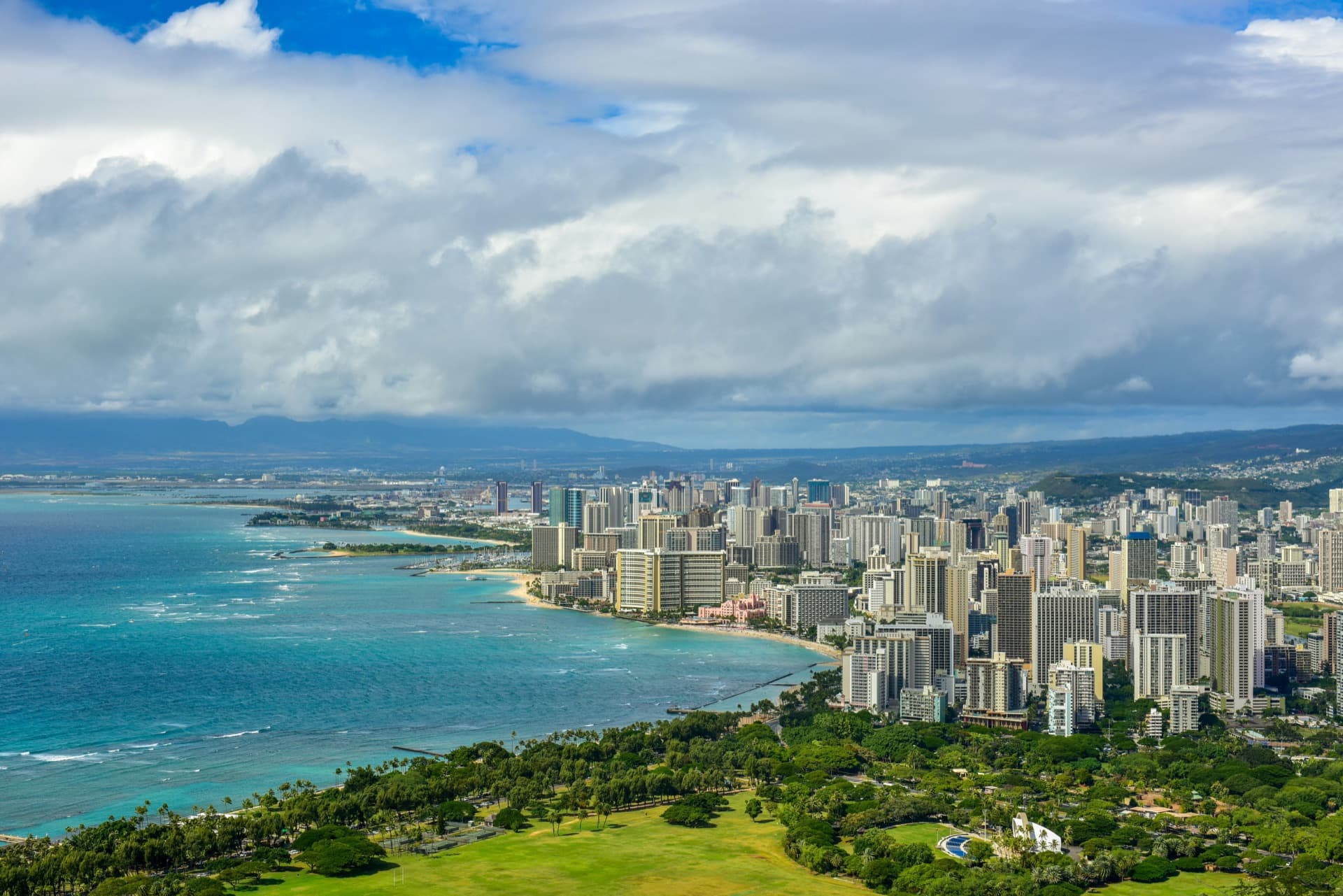 Aerial view of Honolulu Hawaii — finding the best plumber on O'ahu